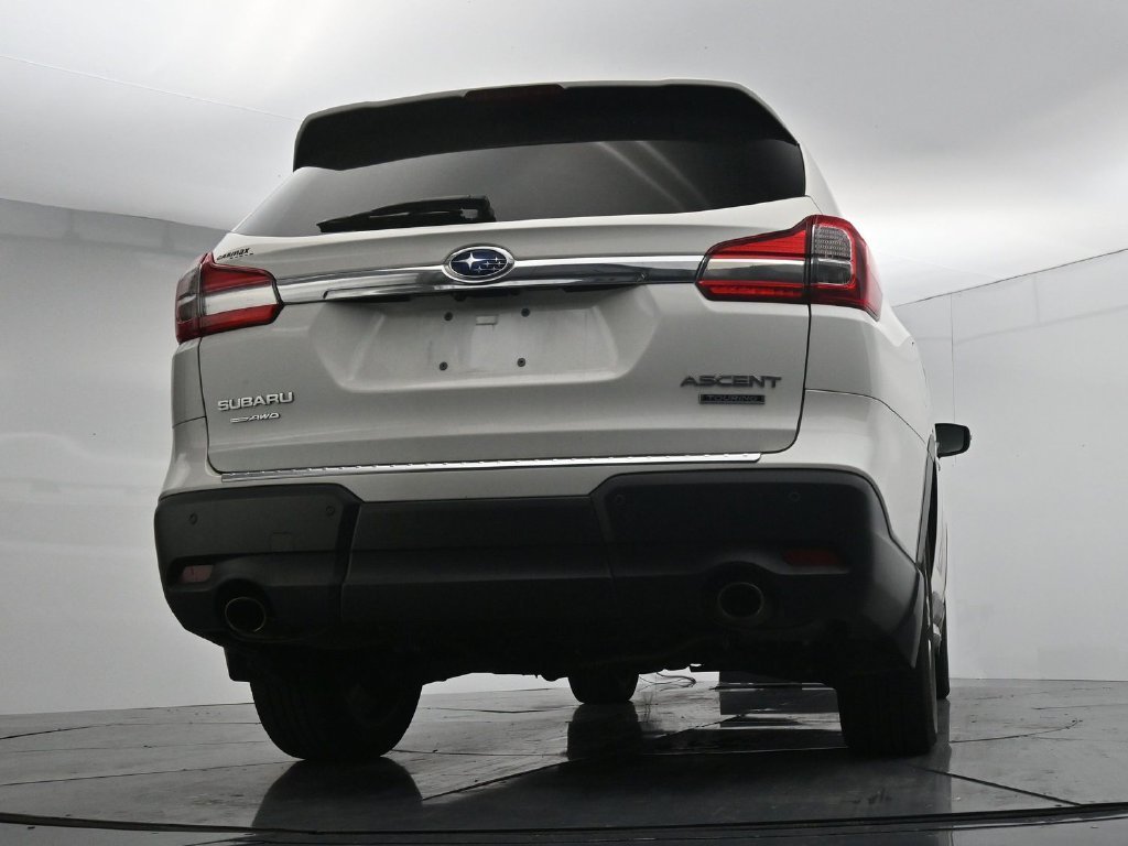 Used 2022 White Subaru Touring image 21