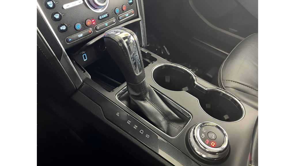 Used 2018 Magnetic Ford Platinum image 22