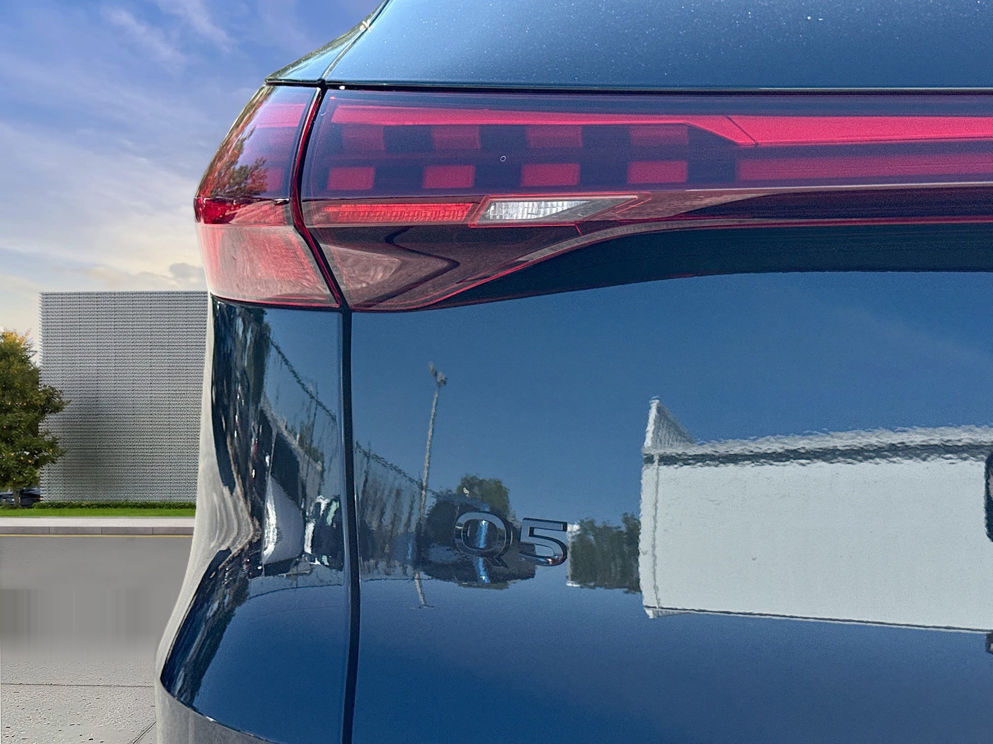 New 2026 Mythos Black Metallic Audi Premium image 10