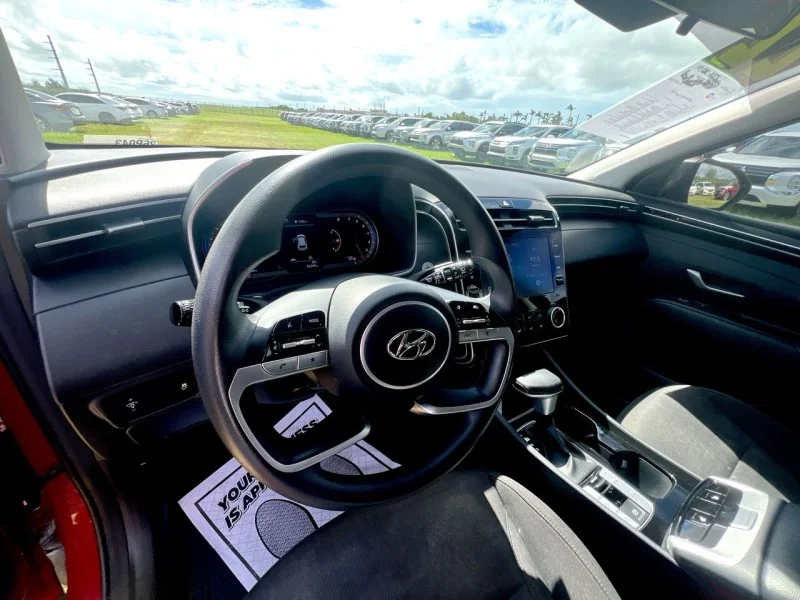Used 2022 RED Hyundai SEL image 17