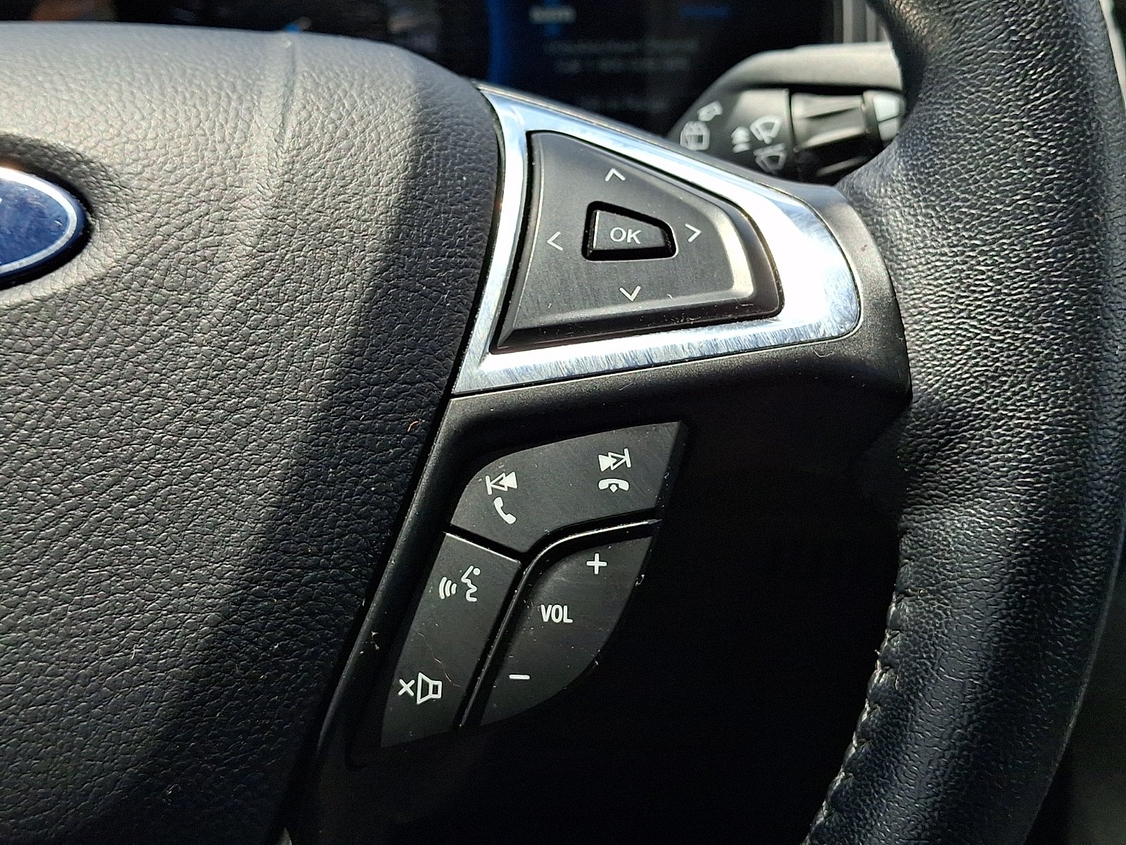 Used 2024 Iconic Silver Metallic - JS Ford SEL image 21
