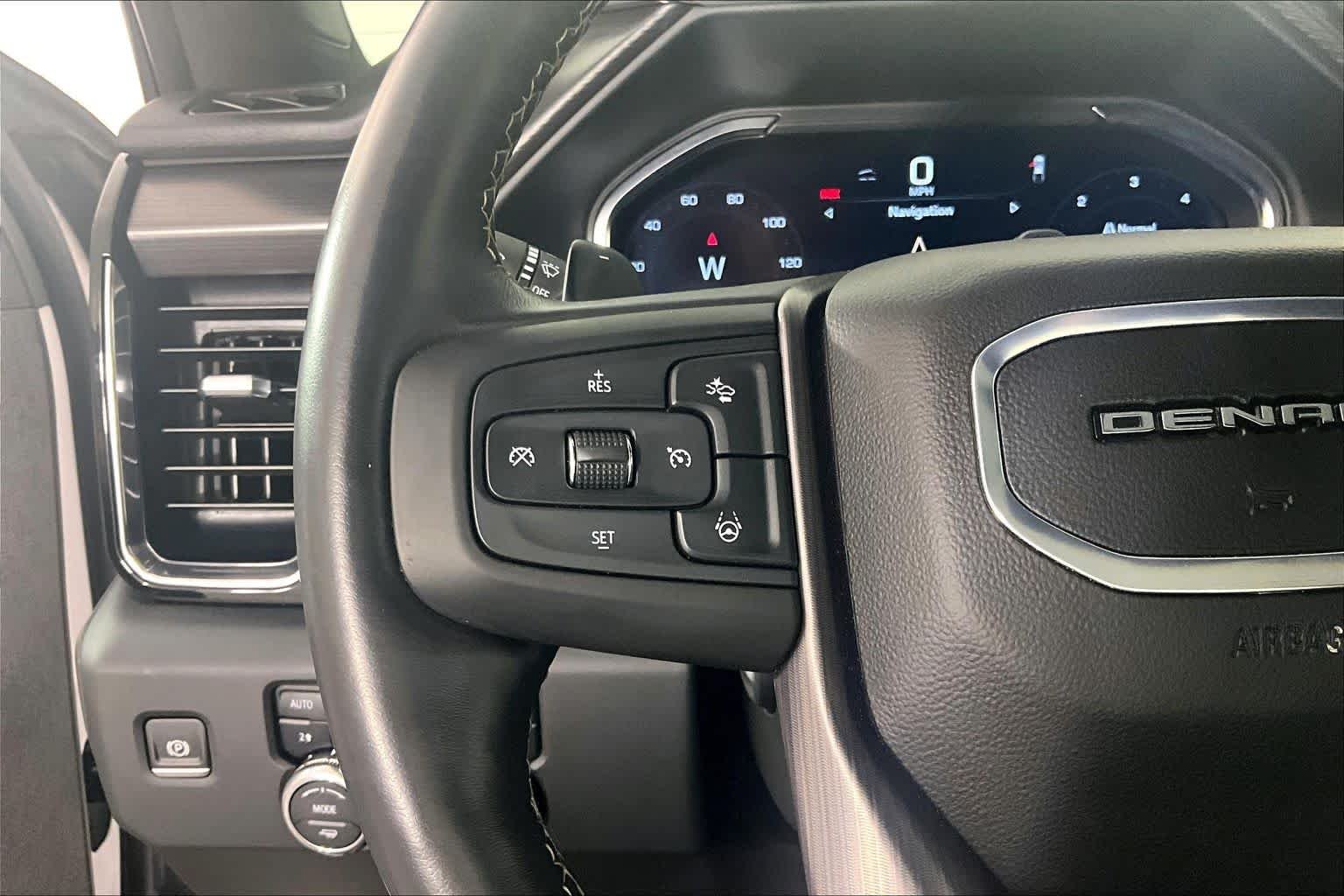 Used 2024 White Frost Tricoat GMC Denali Ultimate image 24