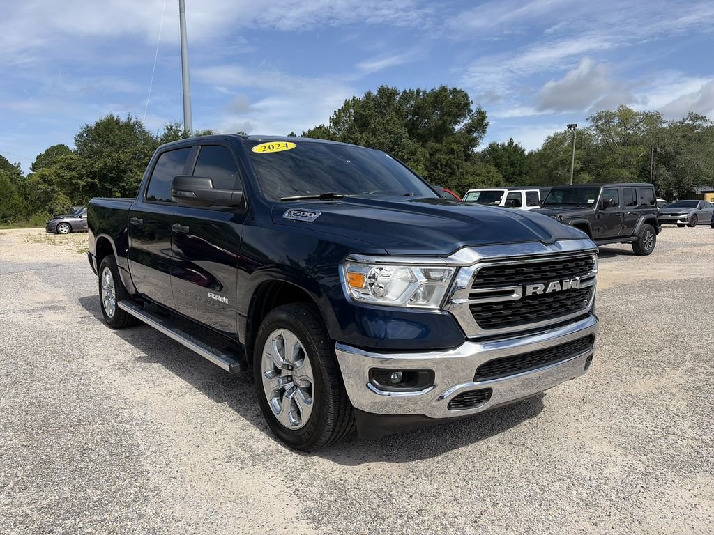 Used 2024 Blue Ram Big Horn/Lone Star image 8