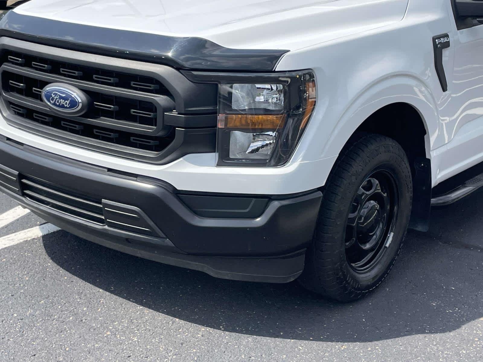 Used 2023 Oxford White Ford XL image 15
