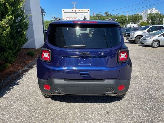 Used 2018 Jetset Blue Jeep Latitude image 6