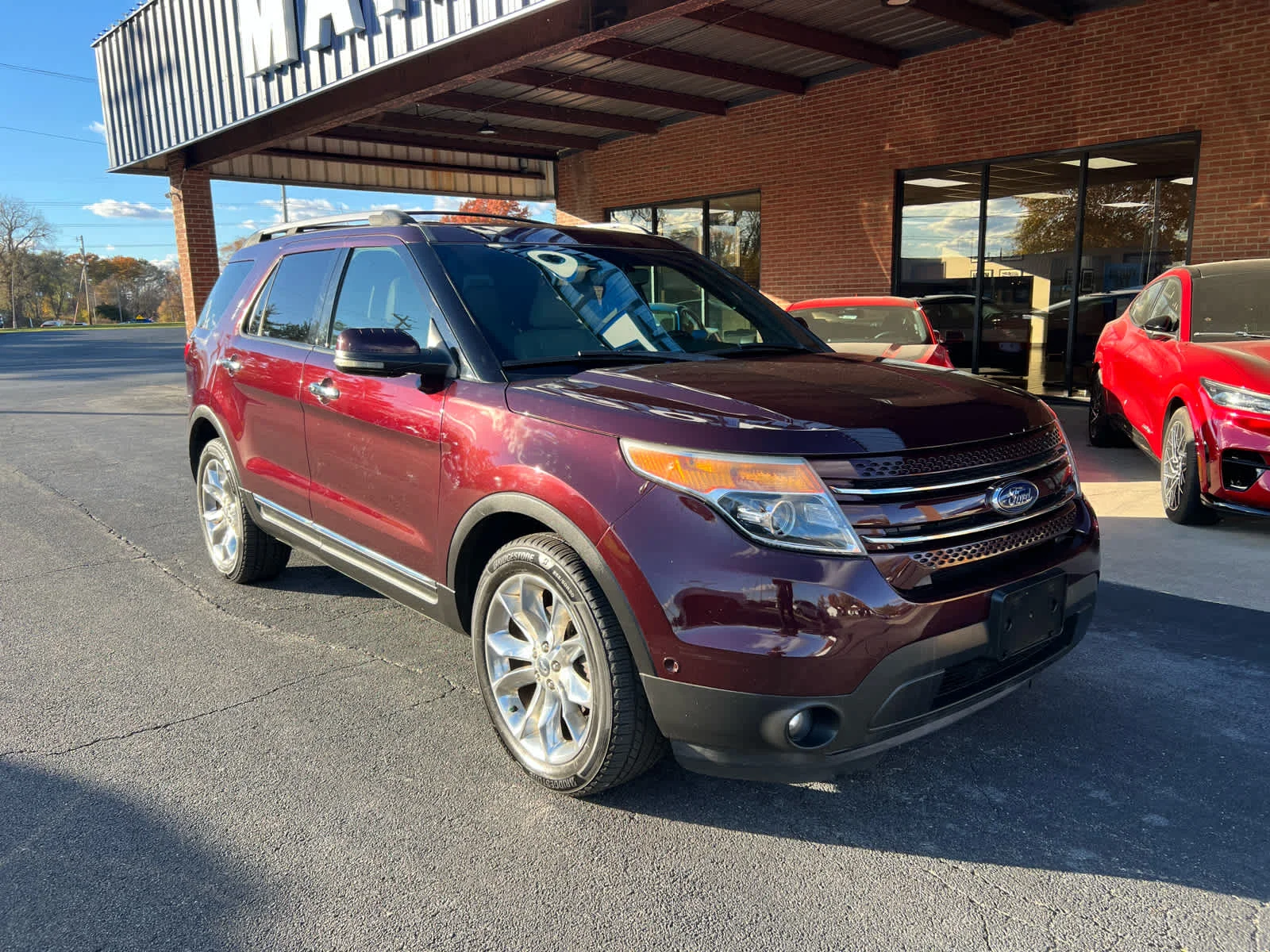 Used 2011 Ford Explorer Limited with VIN 1FMHK8F88BGA10046 for sale in Clinton, IL