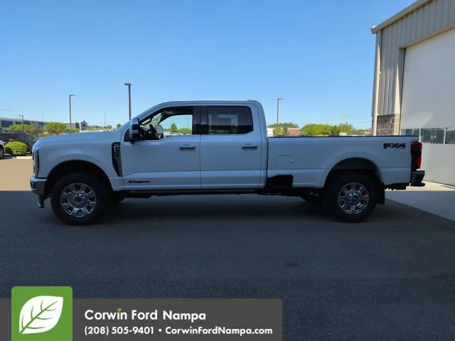 New 2026 Star White Metallic Tri-Coat Ford Lariat image 6