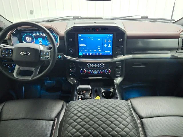 Used 2023 Silver Ford Lariat image 22
