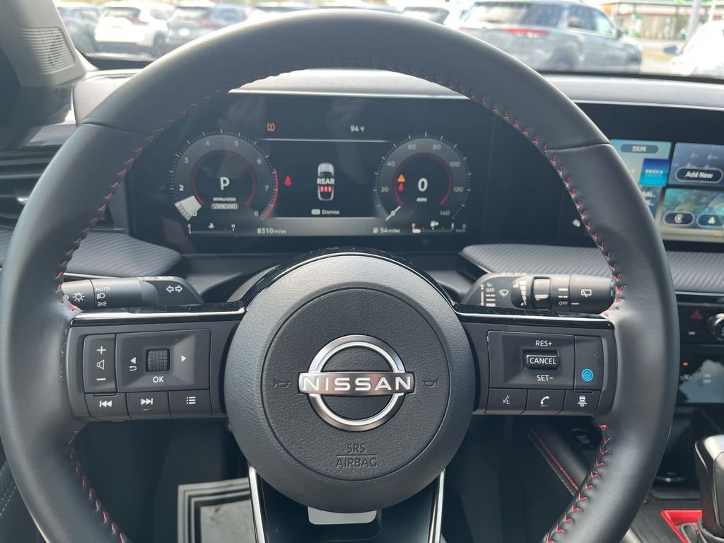 Used 2025 White Nissan SR image 15
