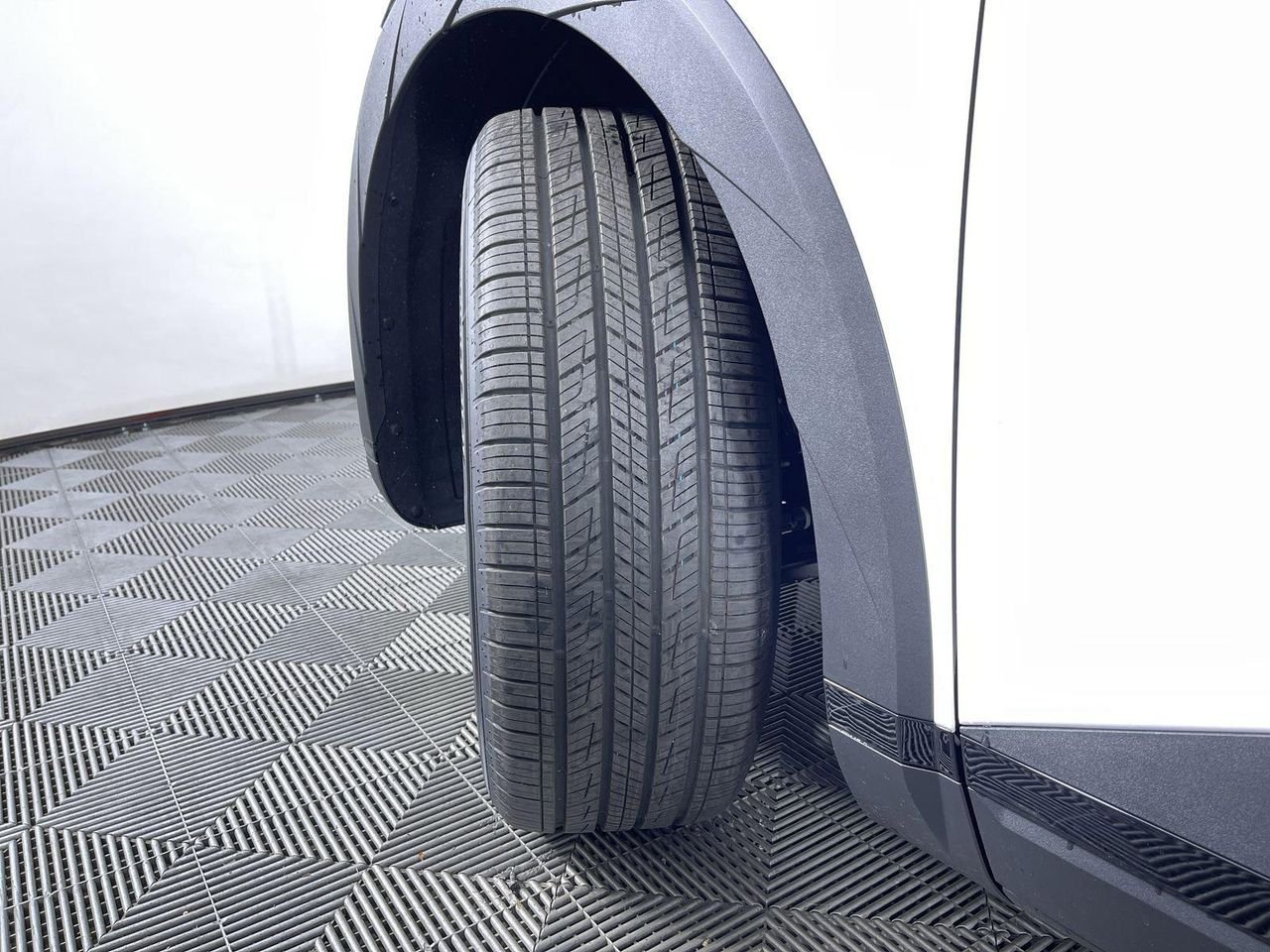 New 2026 Atlas White Matte Hyundai SEL image 10