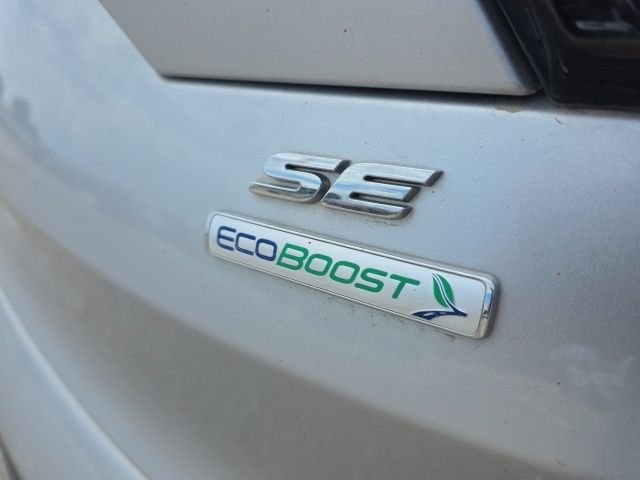Used 2017 Silver Ford SE image 5