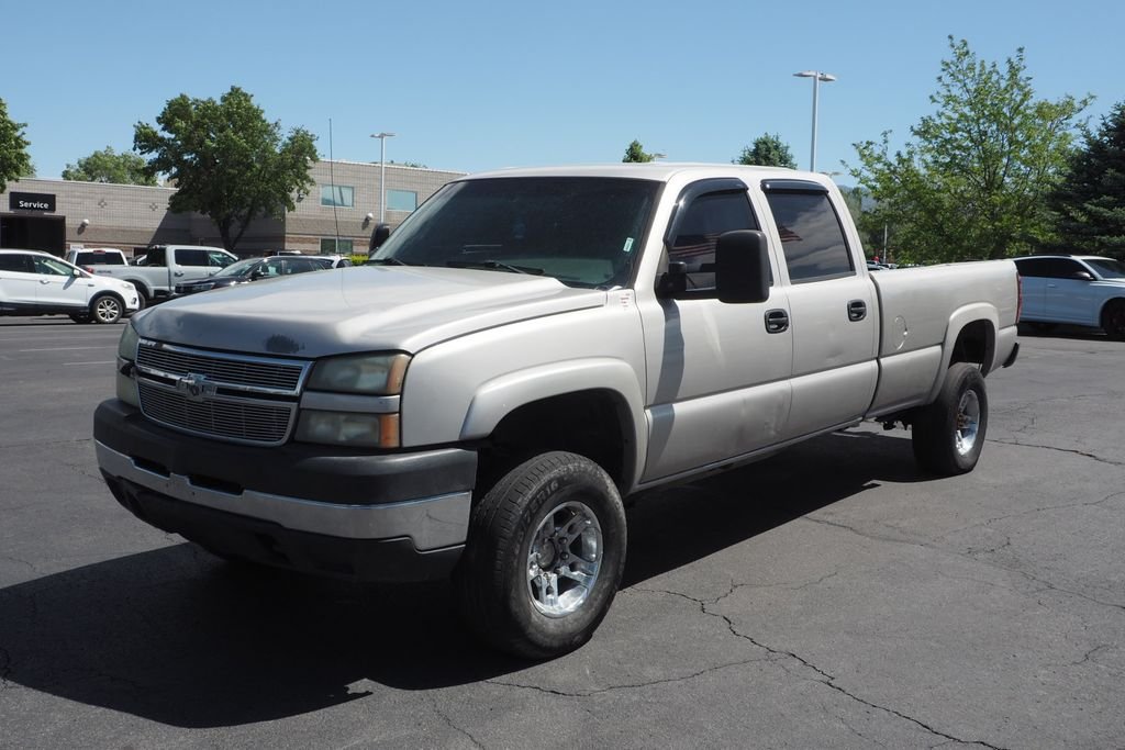2006 Chevrolet Silverado HD Work 4WD Crew Cab LWB's photo