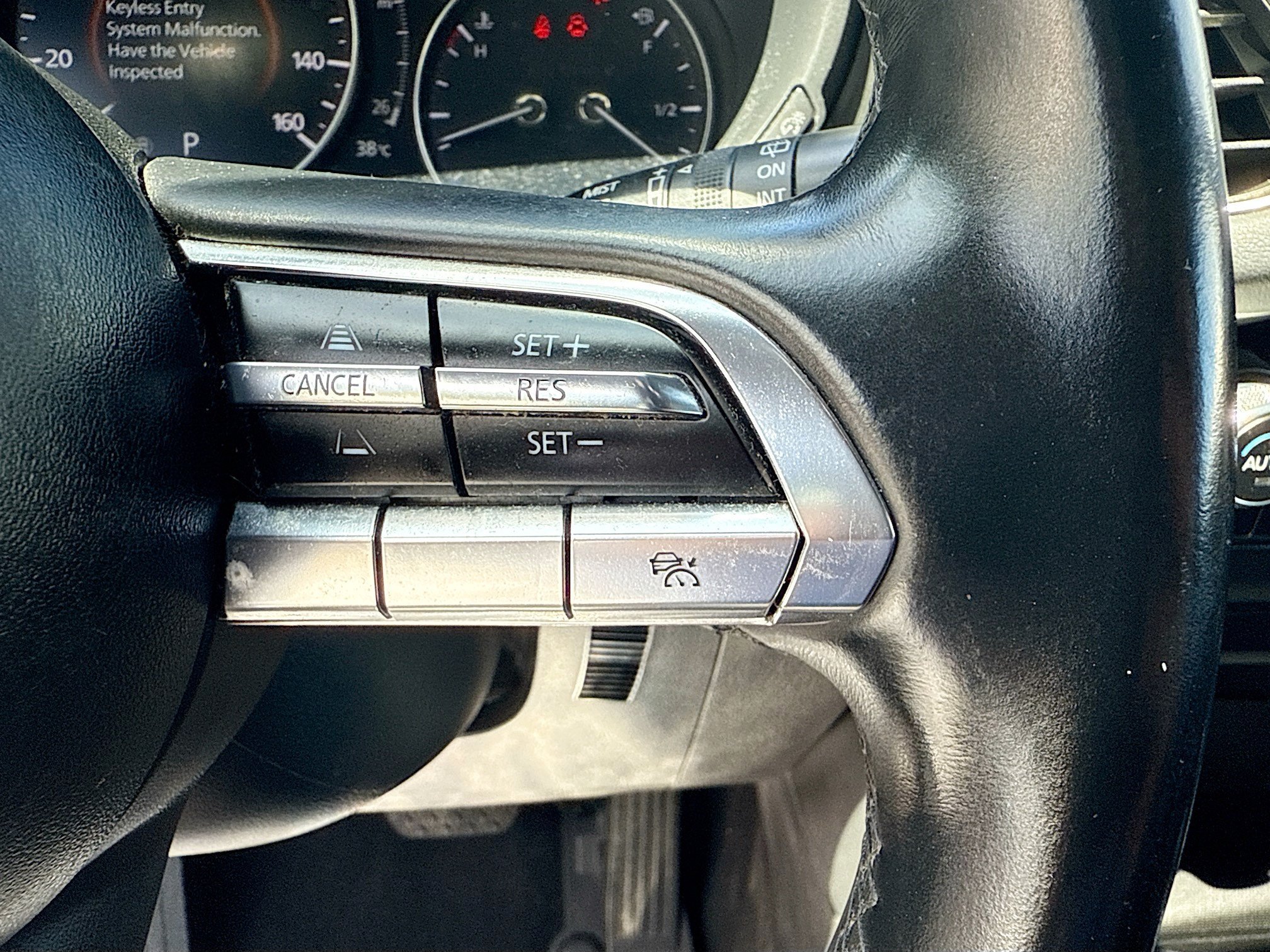 2020 Mazda Mazda3 Premium AWD - Photo 36