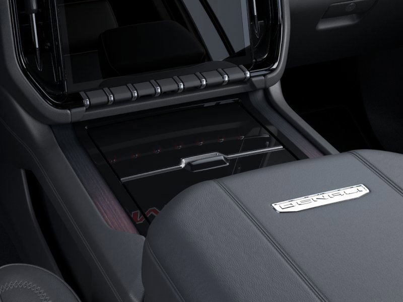 2025 GMC Yukon XL Denali - Photo 23