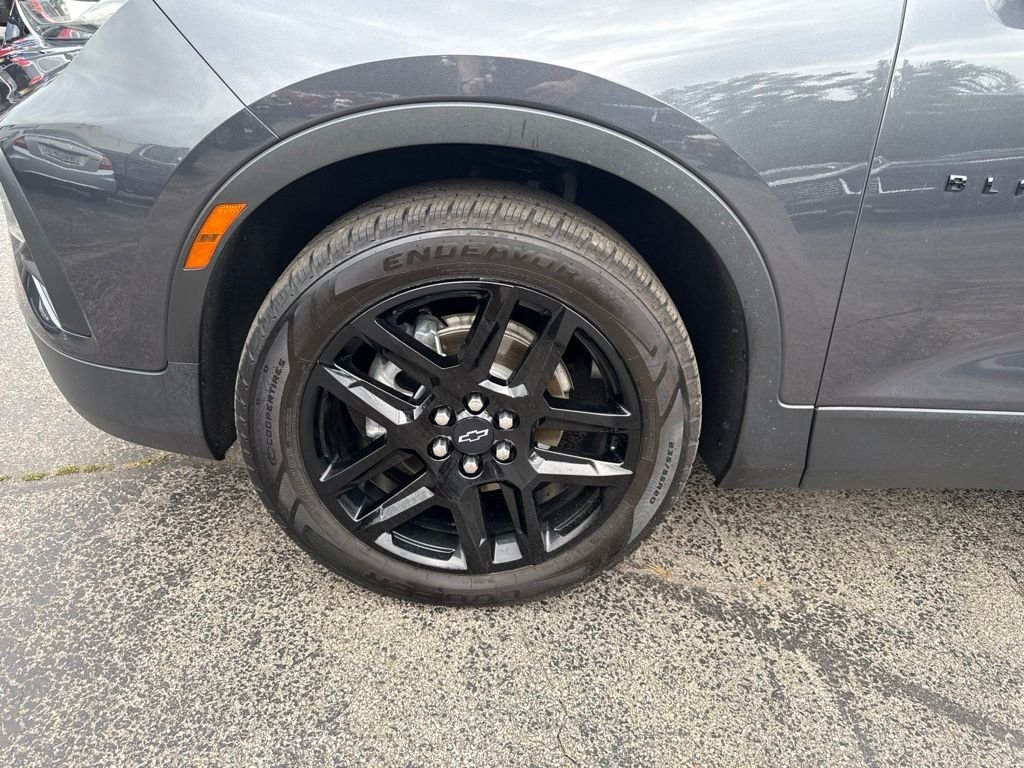Used 2021 Gray Chevrolet LT image 11