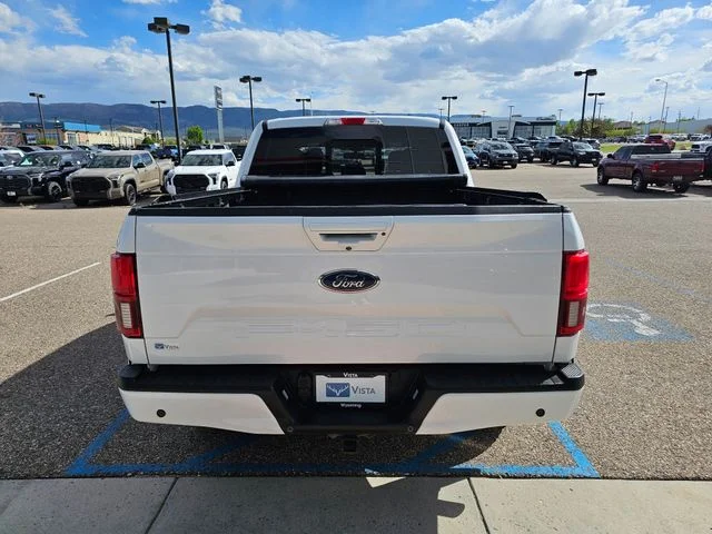 Used 2019  Ford Lariat image 6