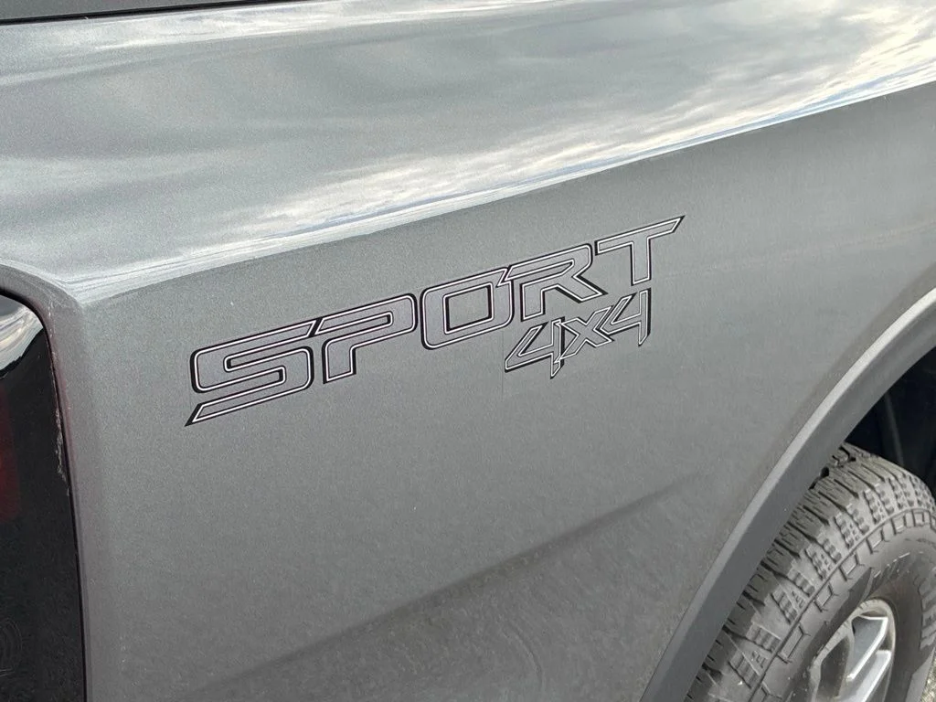 Used 2025 Gray Ford XLT image 46