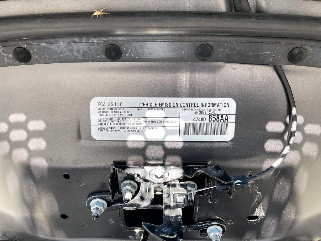 Used 2017 Gray Jeep Limited image 34