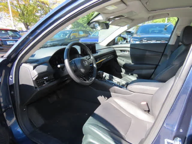 Certified Used 2025 Canyon River Blue Metallic Honda EX-L image 2