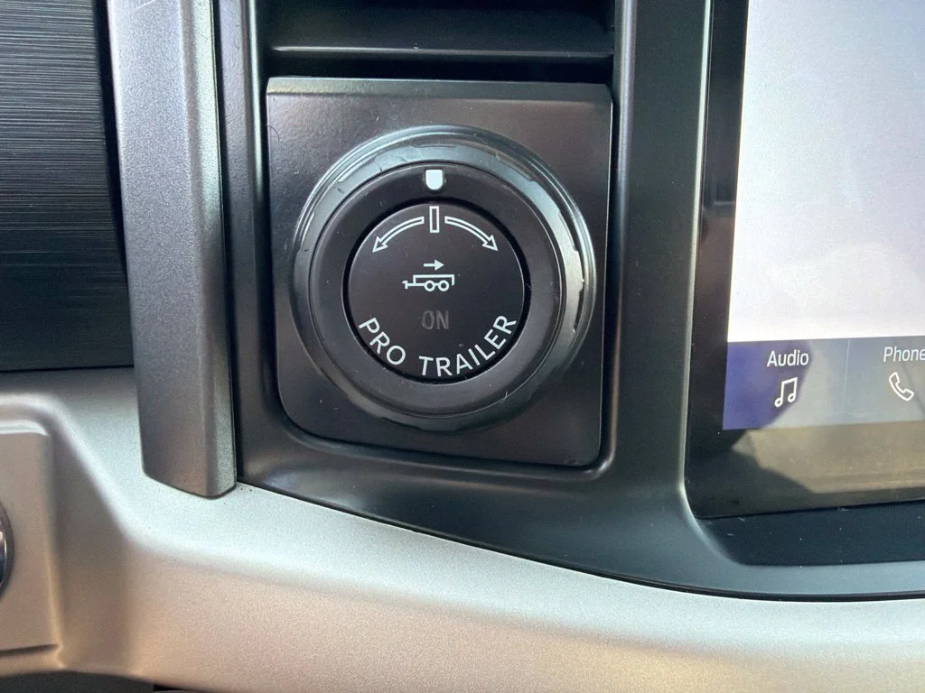 Certified Used 2021 Blue Metallic Ford XLT image 30
