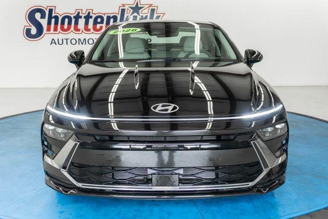 New 2026 Black Hyundai SEL Sport image 6