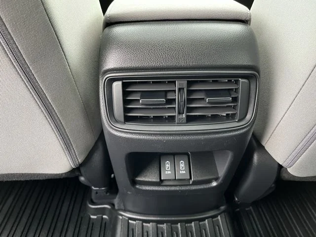 Used 2018  Honda EX image 24