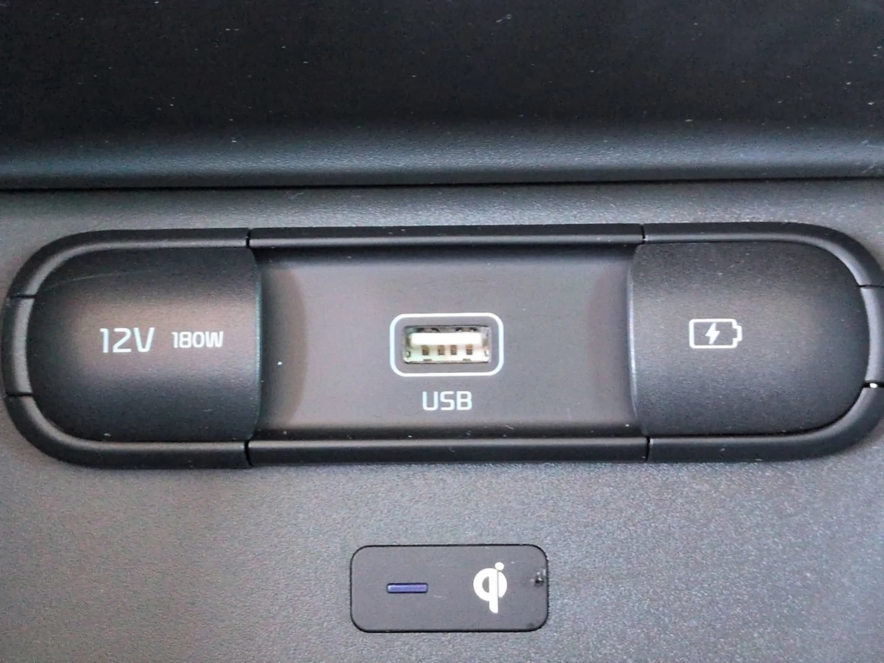 Used 2022 Wolf Gray Kia EX image 22