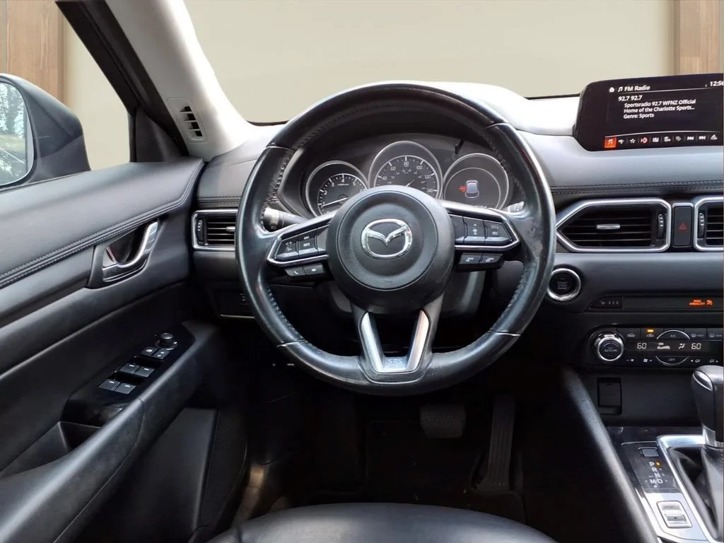 Used 2018 Silver Mazda Touring image 23