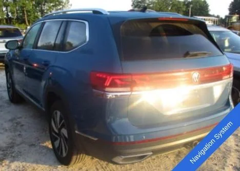 Used 2025 Mountain  Lake Blue Volkswagen 2.0T SEL image 9