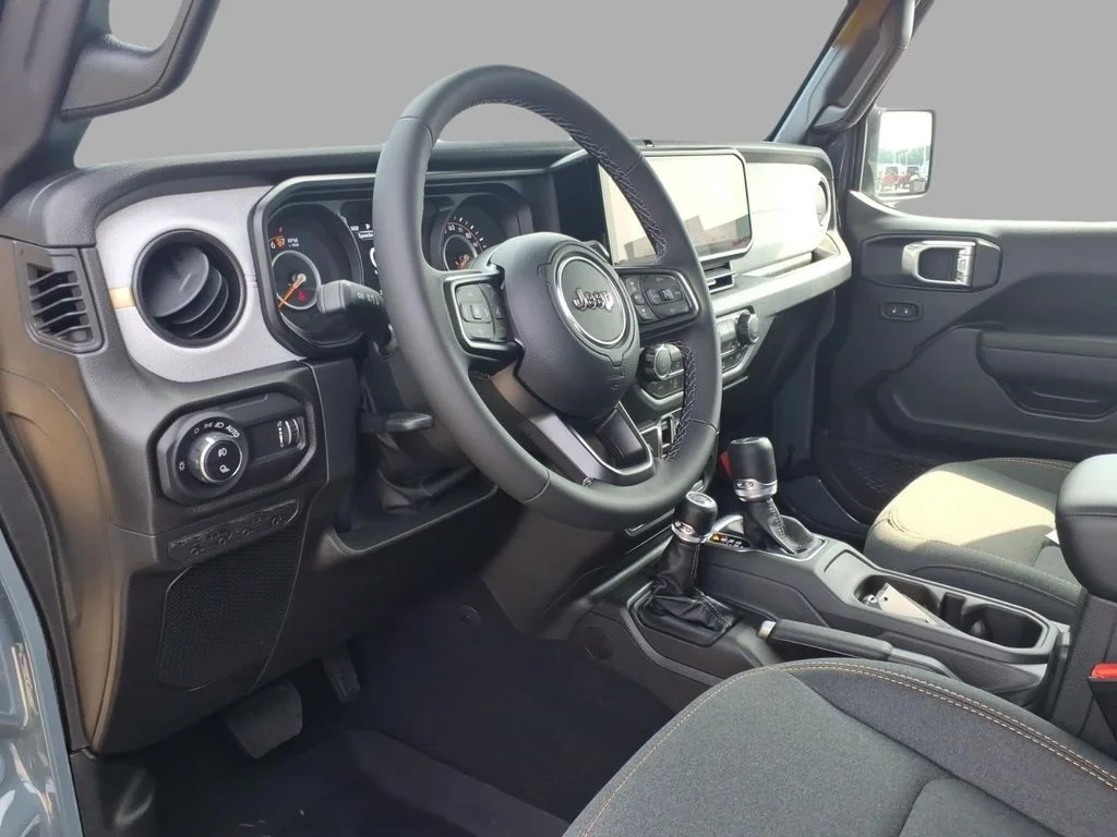 New 2026 Anvil Clearcoat Jeep Sport S image 13