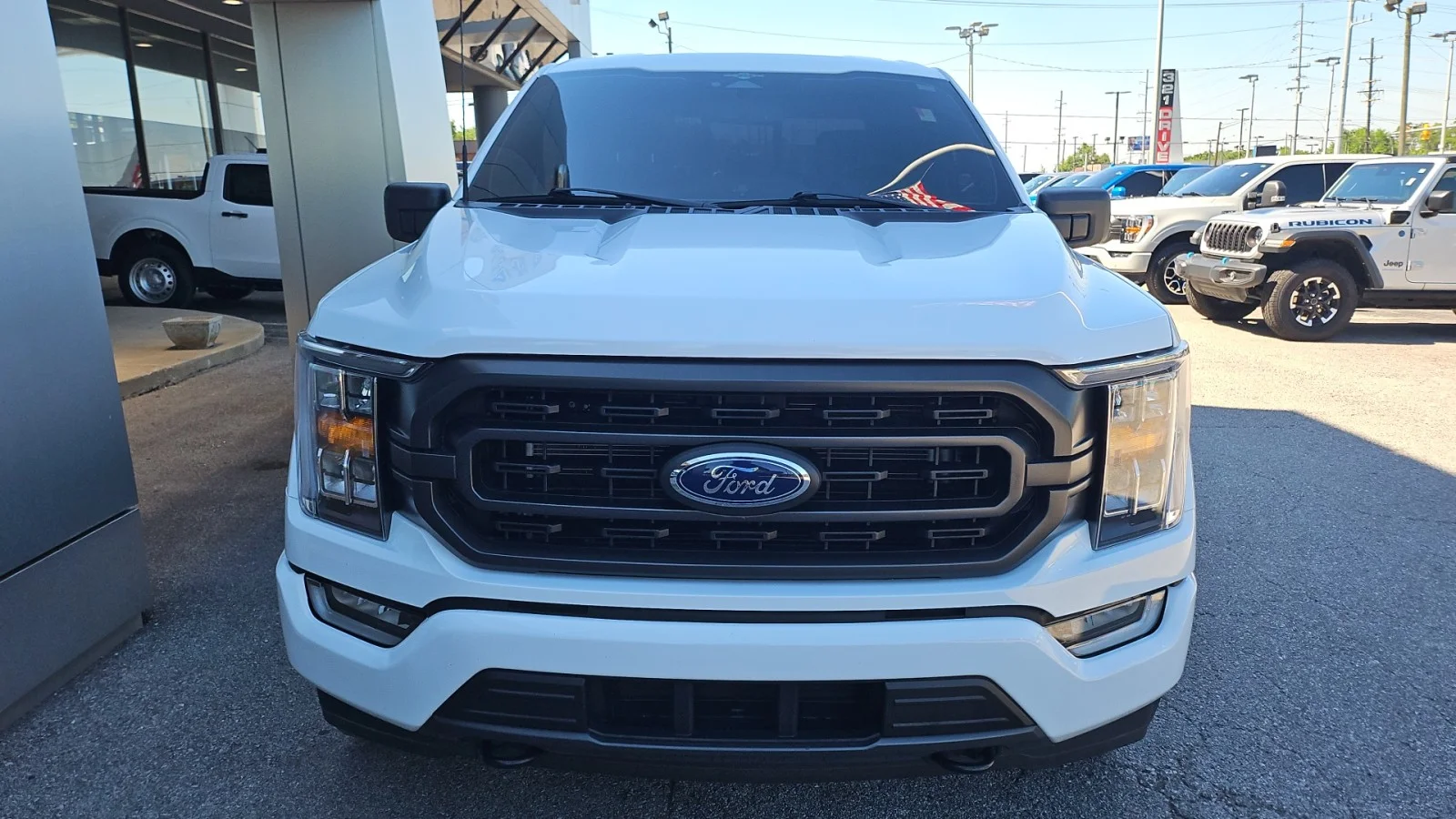 Used 2023 White Ford XLT image 7