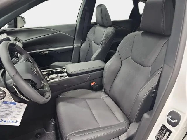 New 2026 Eminent White Pearl Lexus PREMIUM PLUS image 21