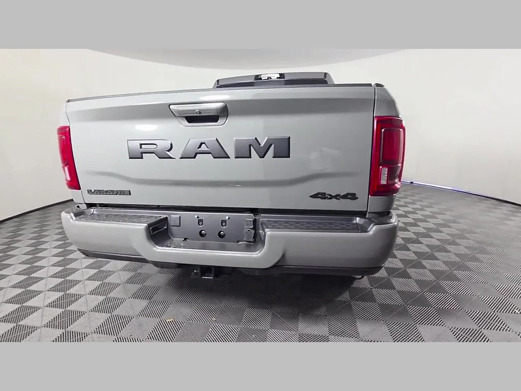 New 2026 Ceramic Gray Clear-Coat Exterior Paint RAM Laramie image 29