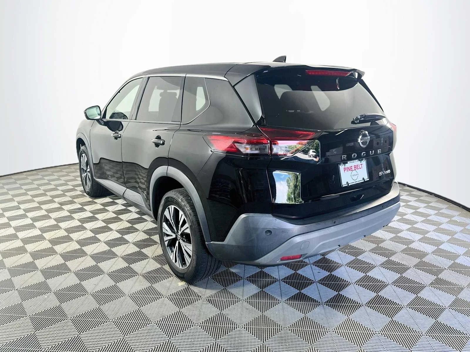 Used 2021 Super Black Nissan SV image 6