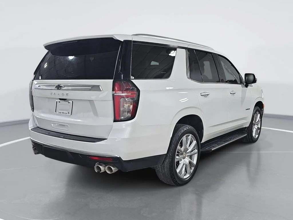 Certified Used 2024 Iridescent Pearl Tricoat Chevrolet High Country image 3