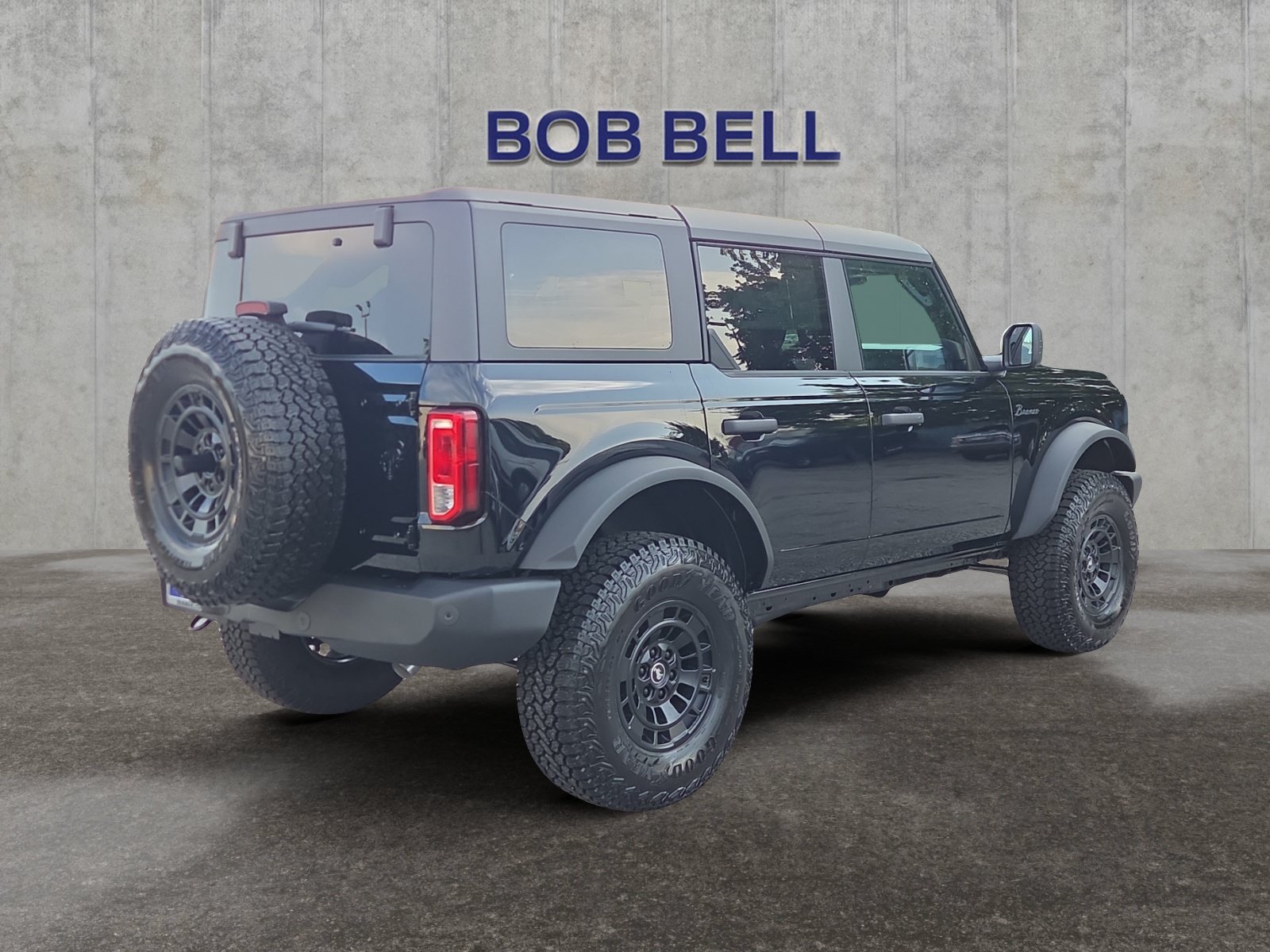New 2026 Shadow Black Ford Big Bend® image 5