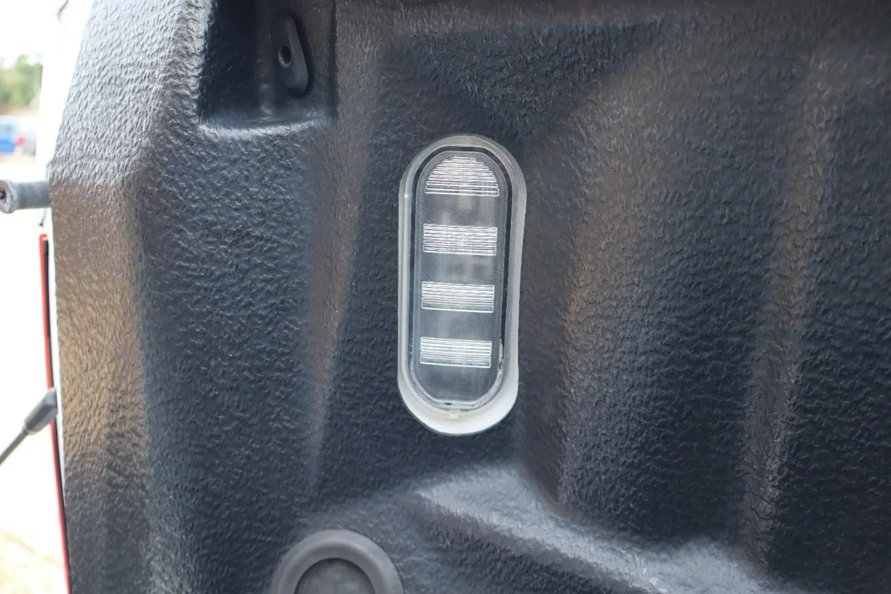 Used 2018 White Platinum Metallic Tri-Coat Ford King Ranch image 40