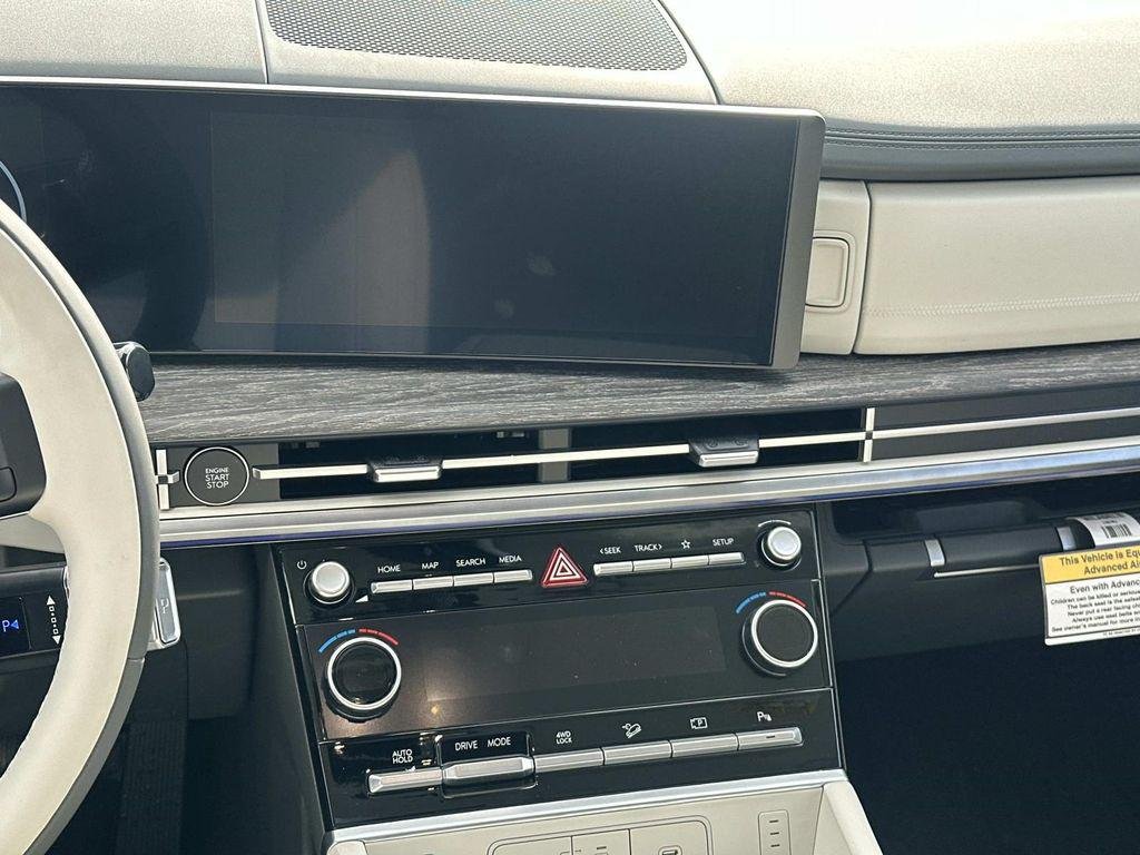 New 2026 Silver Hyundai Calligraphy image 21