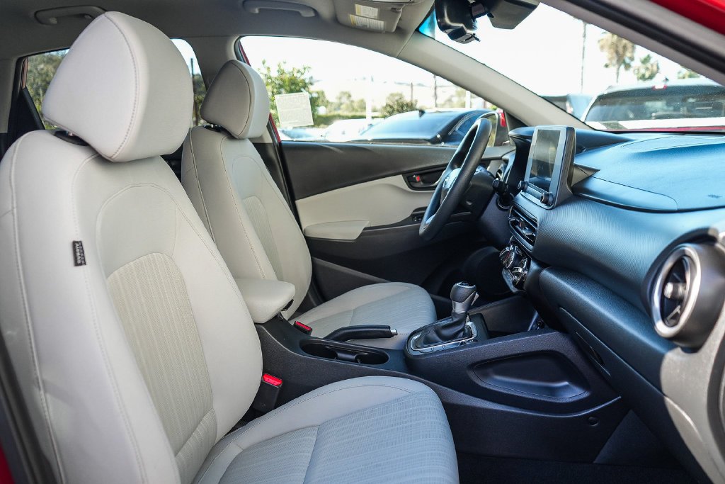 2023 Hyundai Kona SEL - Photo 16