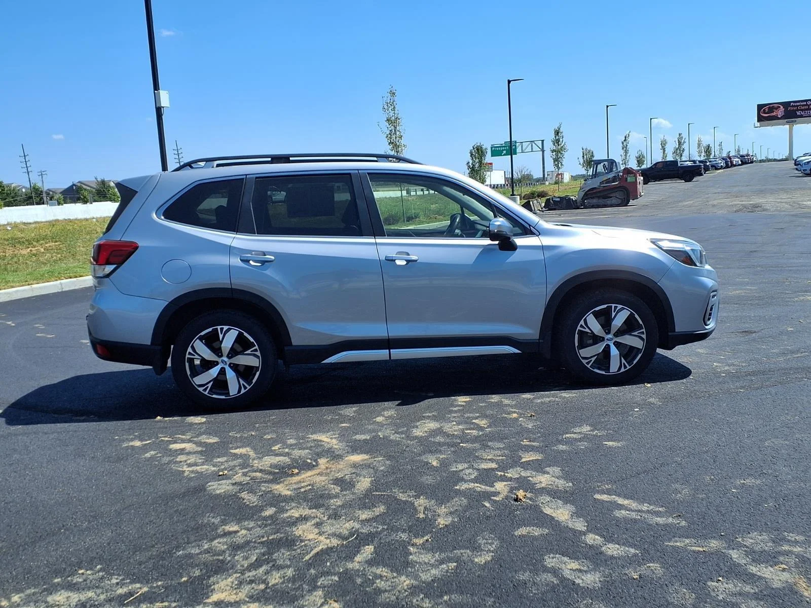Used 2020 Ice Silver Metallic Subaru Touring image 32