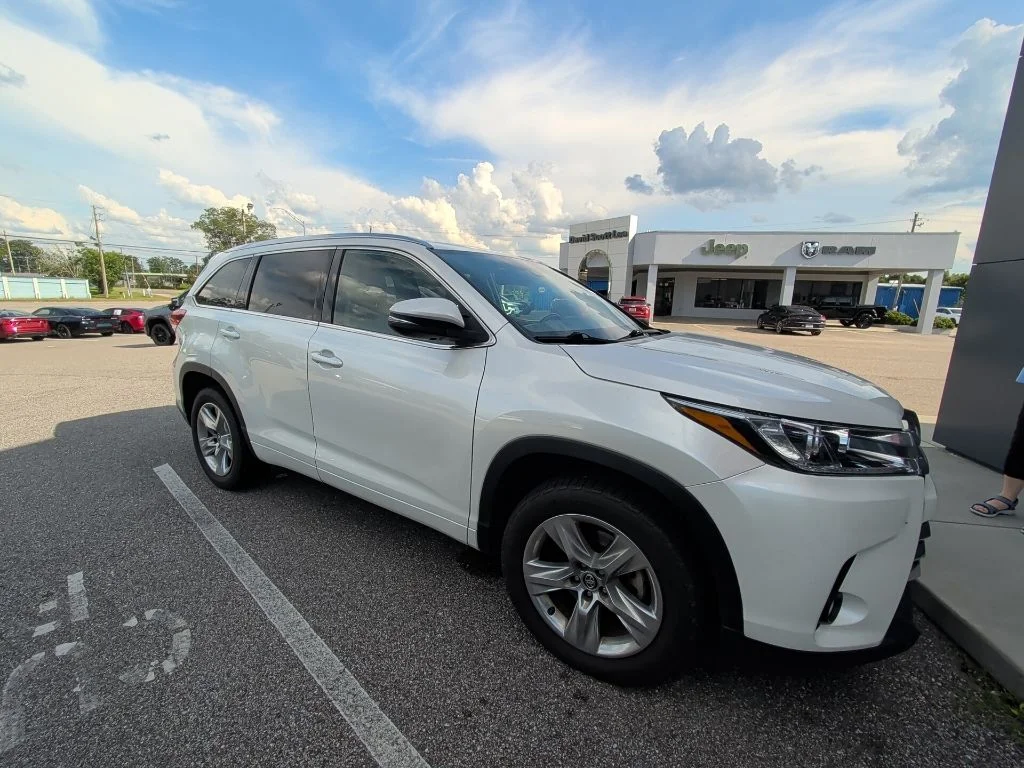 Used 2018 White Toyota Limited image 4