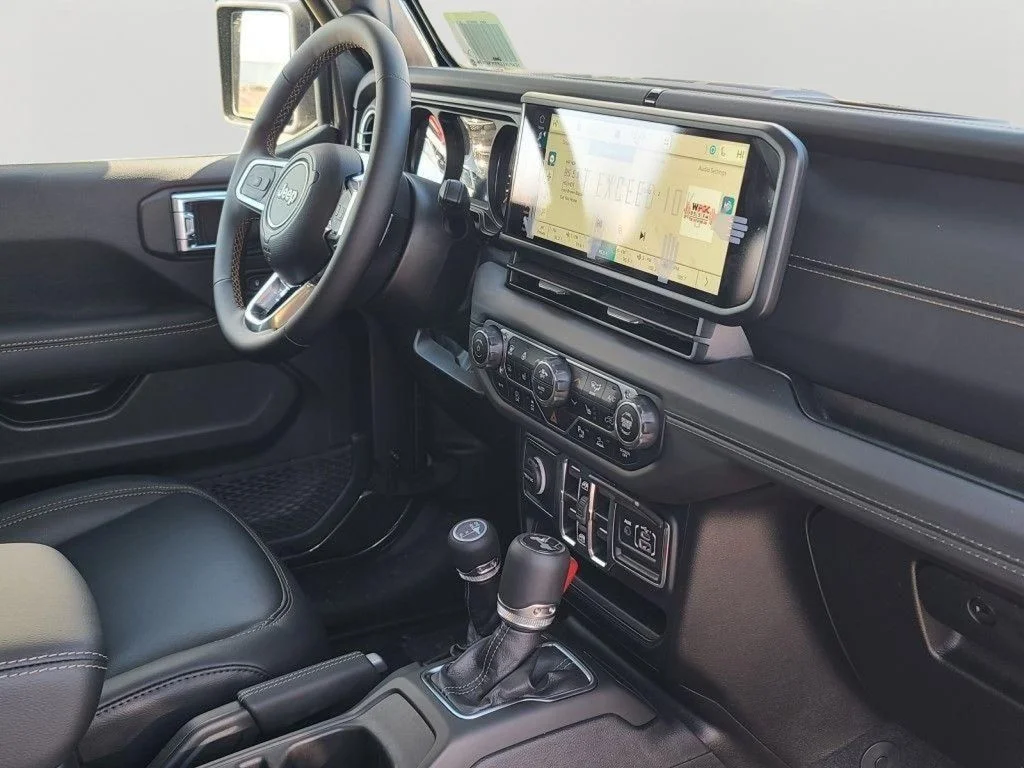 New 2025 Gray Jeep Sahara image 8