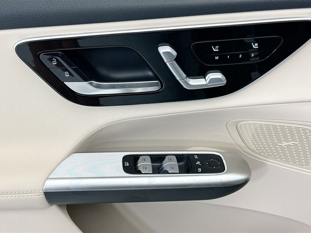 New 2026 Graphite Grey Metallic Mercedes-Benz GLC 300 image 22