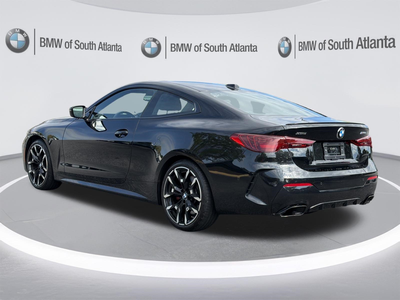 Certified Used 2027 Black Sapphire Metallic BMW M440i xDrive image 21