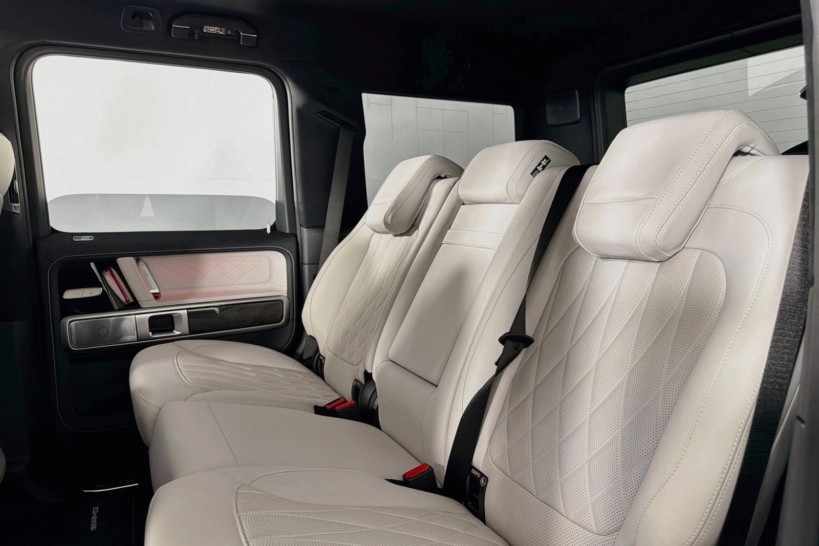 New 2027 MANUFAKTUR Signature China Blue Mercedes-Benz AMG® G 63 SUV image 7