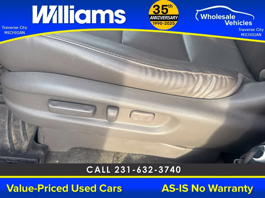 Used 2015  Honda EX-L image 20