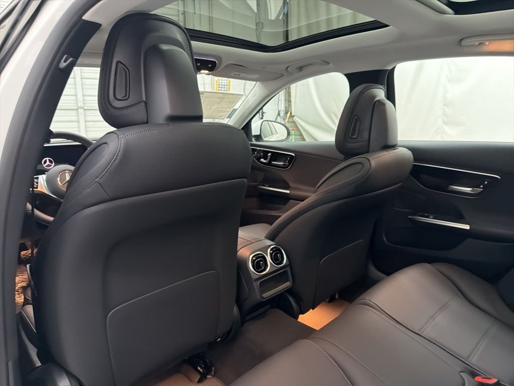 New 2026 Polar White Mercedes-Benz C 300 image 18
