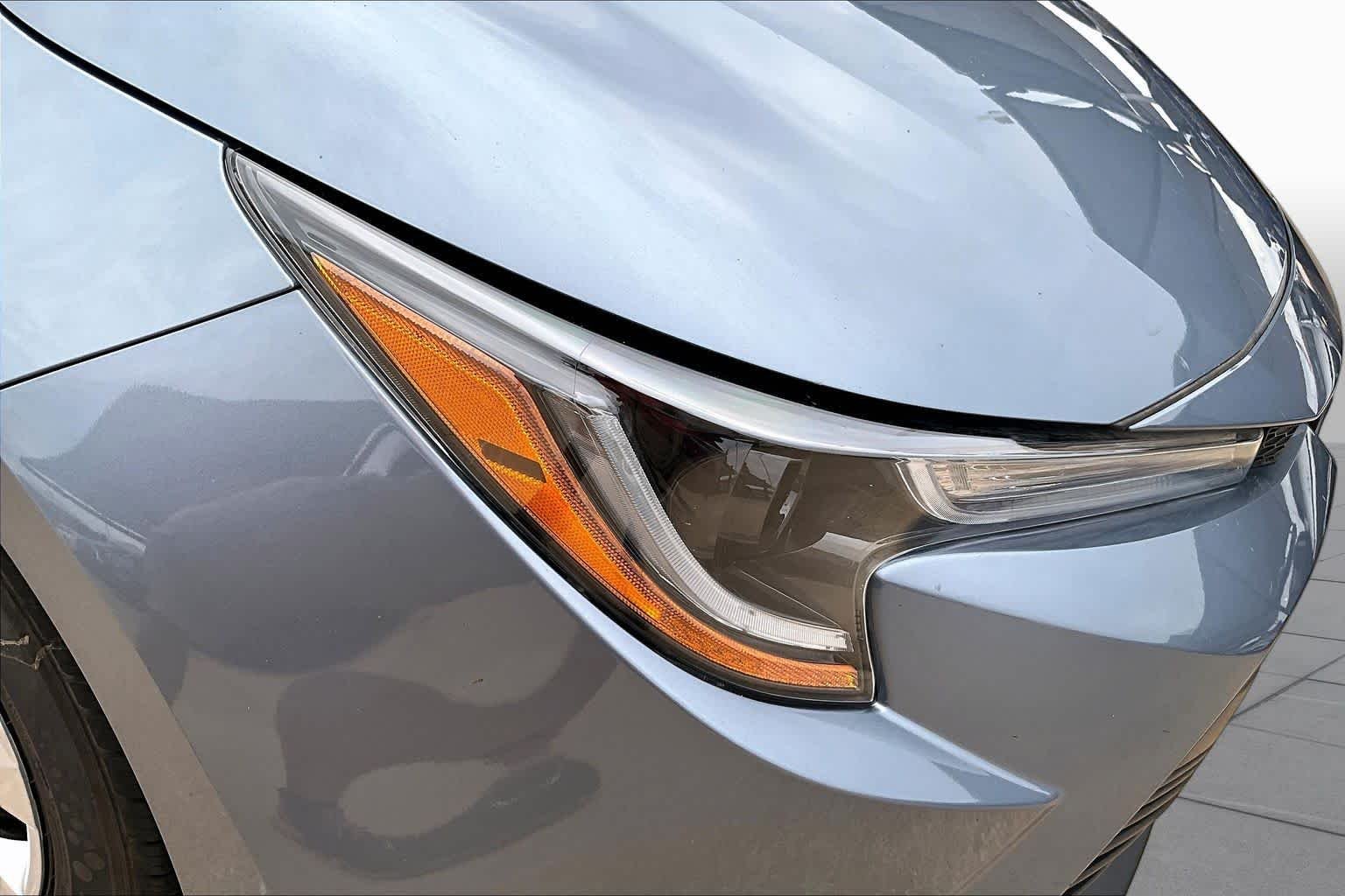 Used 2023 Celestite Toyota LE image 25