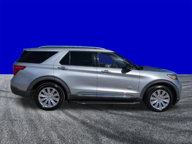 Certified Used 2021 Silver Metallic Ford King Ranch image 3