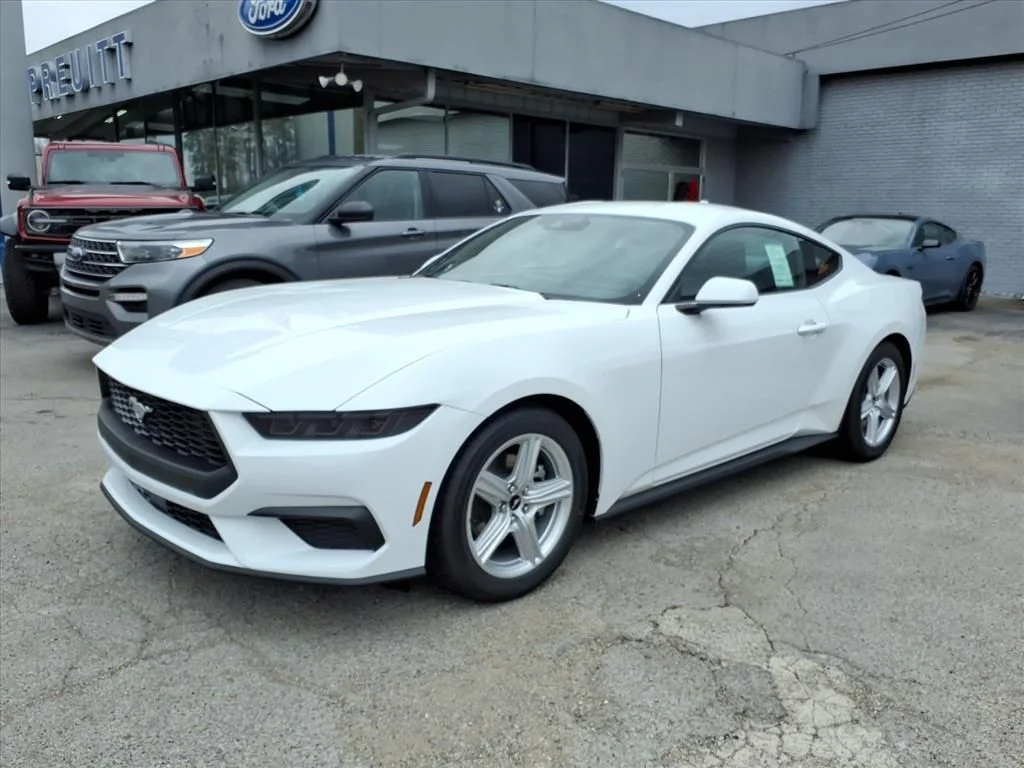 2026 Ford Mustang EcoBoost Fastback's photo